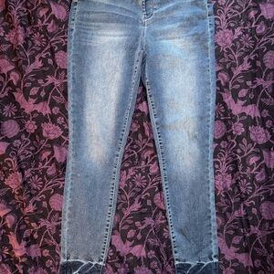 Vanilla Star Mid Rise Jeggings Size 9